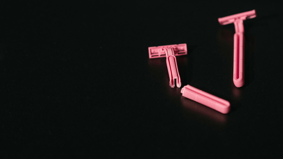 Sick of Razor Bumps? Here’s Why Razors Are the Culprit.